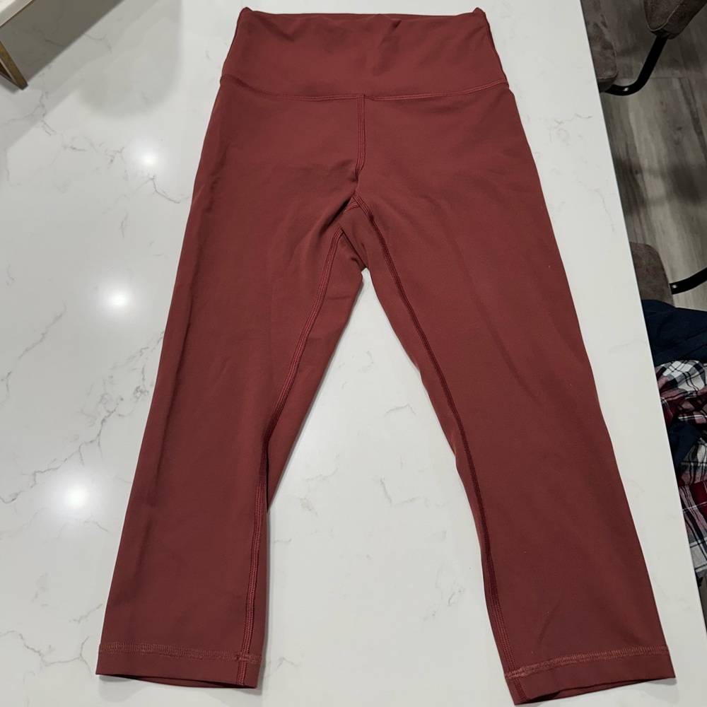 Lululemon Wunder Under 23 in high rise